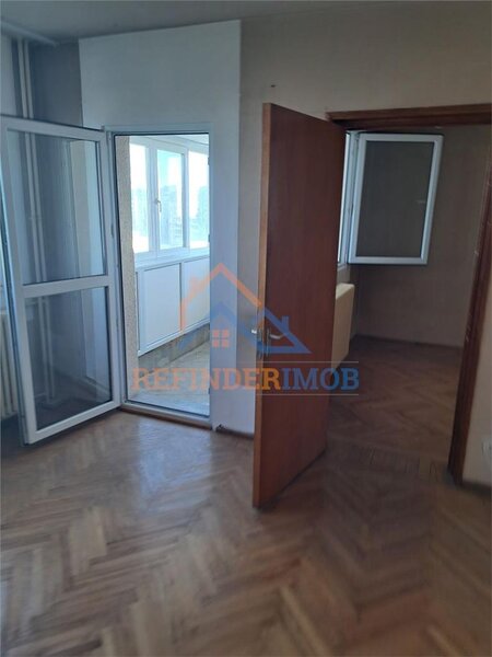 Titan, apartament 3 camere de vanzare